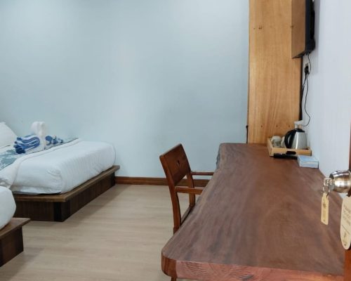 c6ba80e7-9ecc-49c3-8e06-fe1ebaf344cf